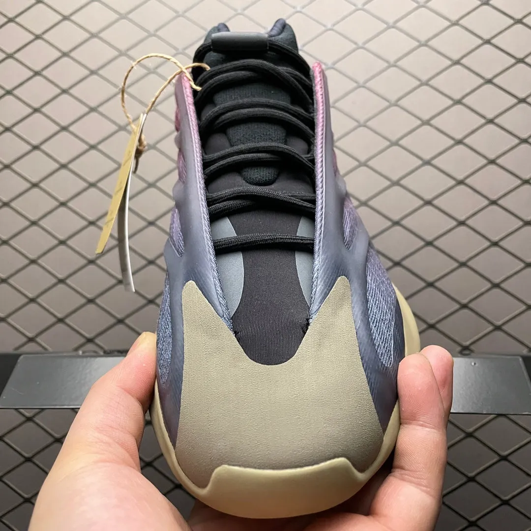 Adidas Yeezy 700 V3