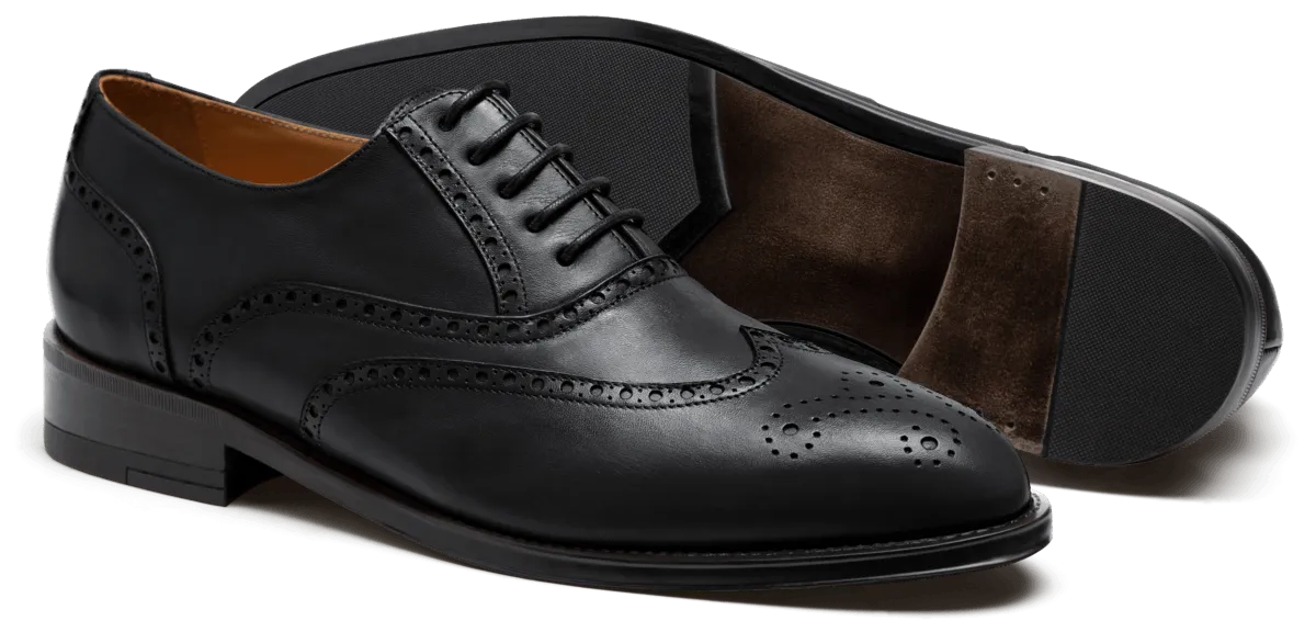 Brogue Shoes in black leather