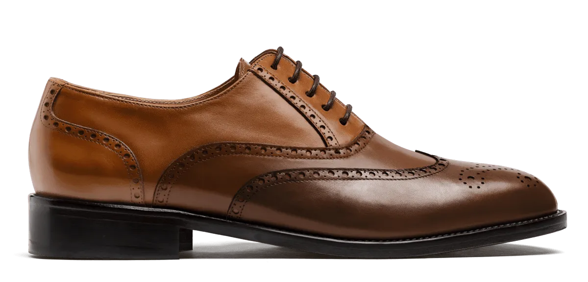 Brogue Shoes in brown leather