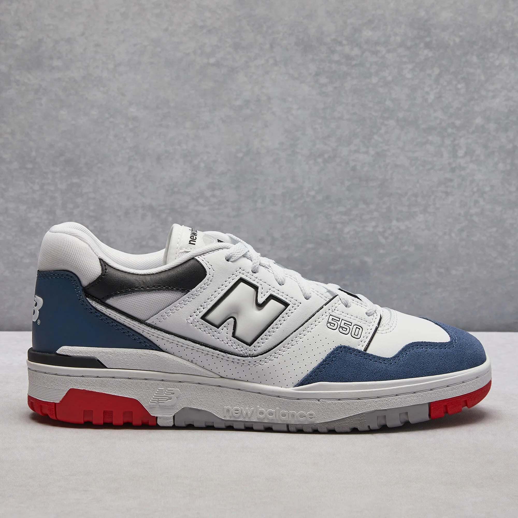 New Balance 550 Shoes