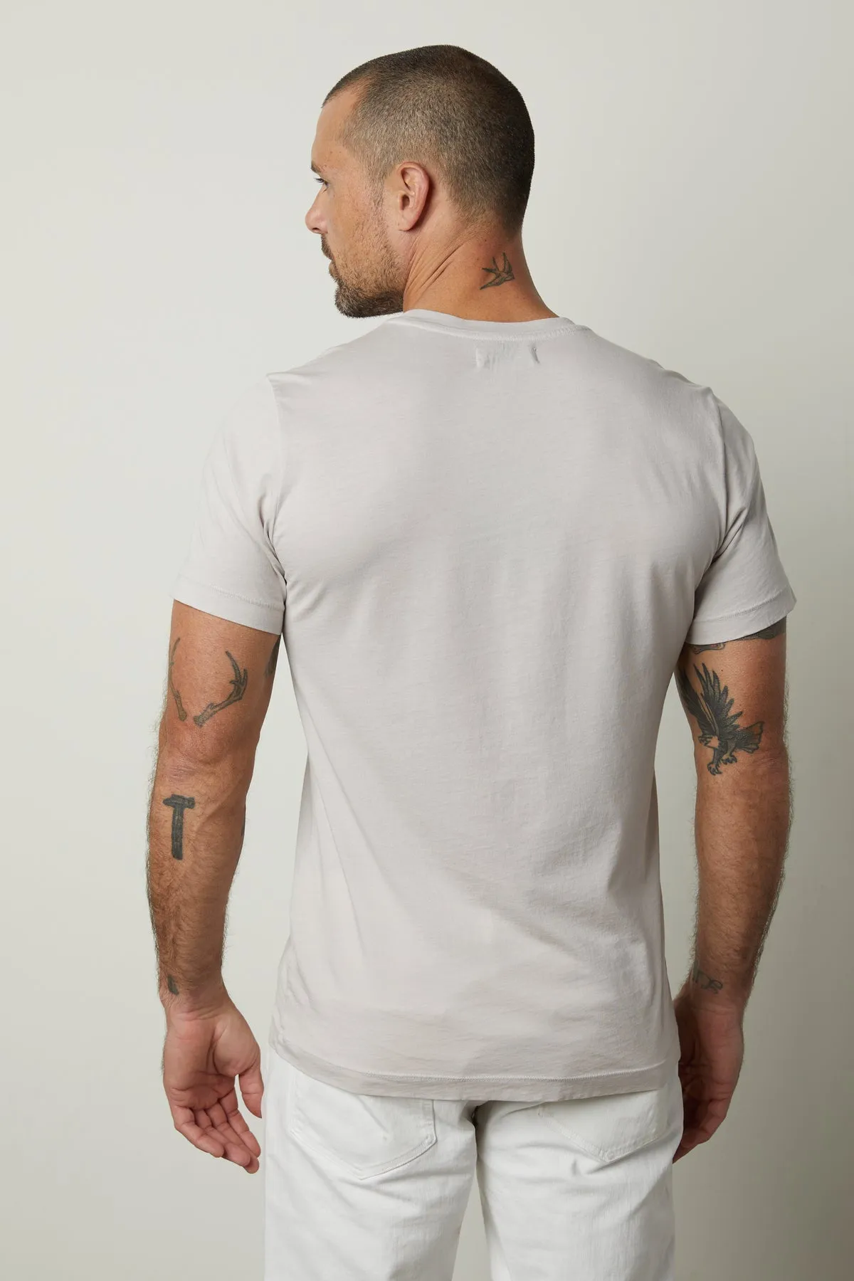 SAMSEN WHISPER CLASSIC V-NECK TEE