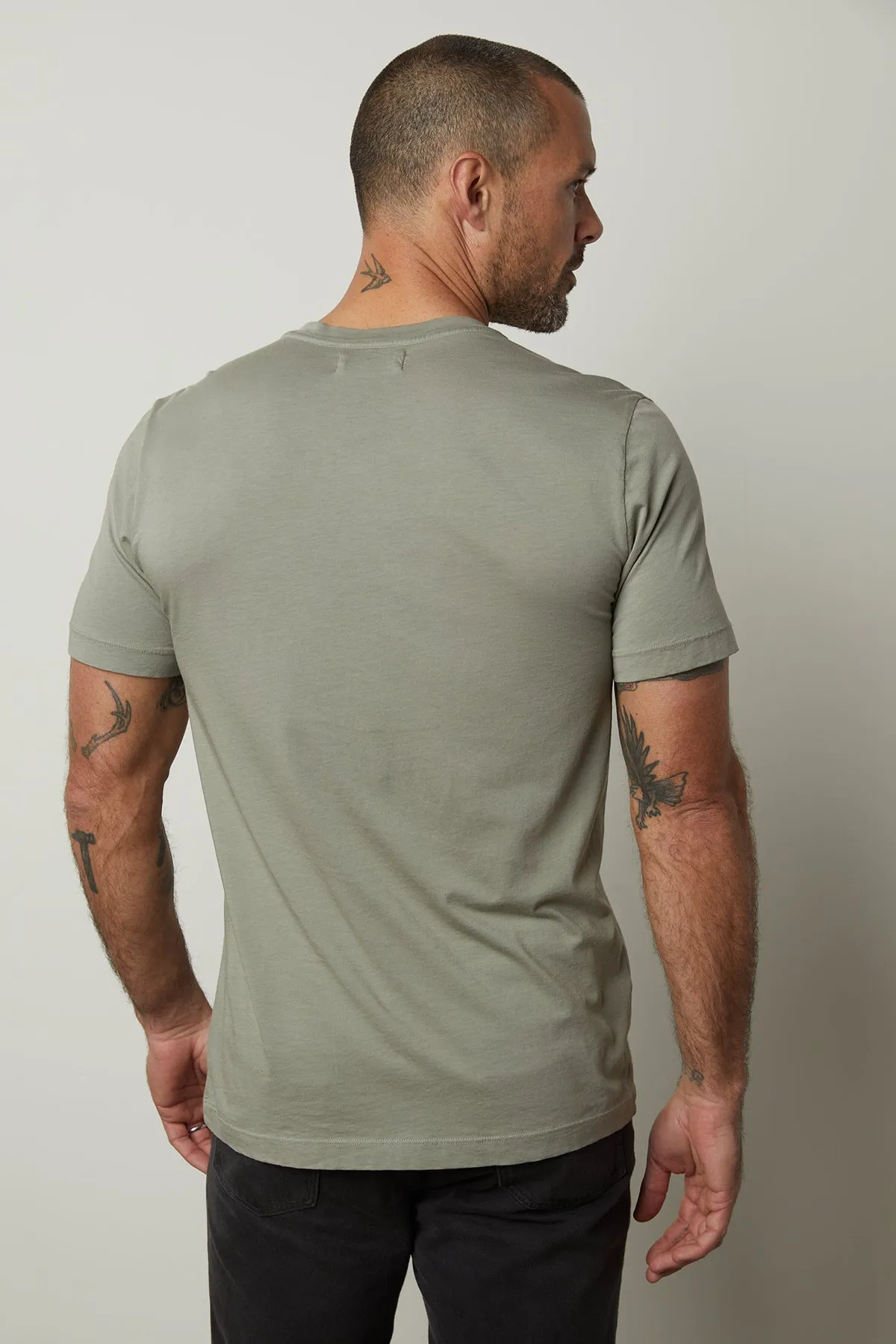 SAMSEN WHISPER CLASSIC V-NECK TEE