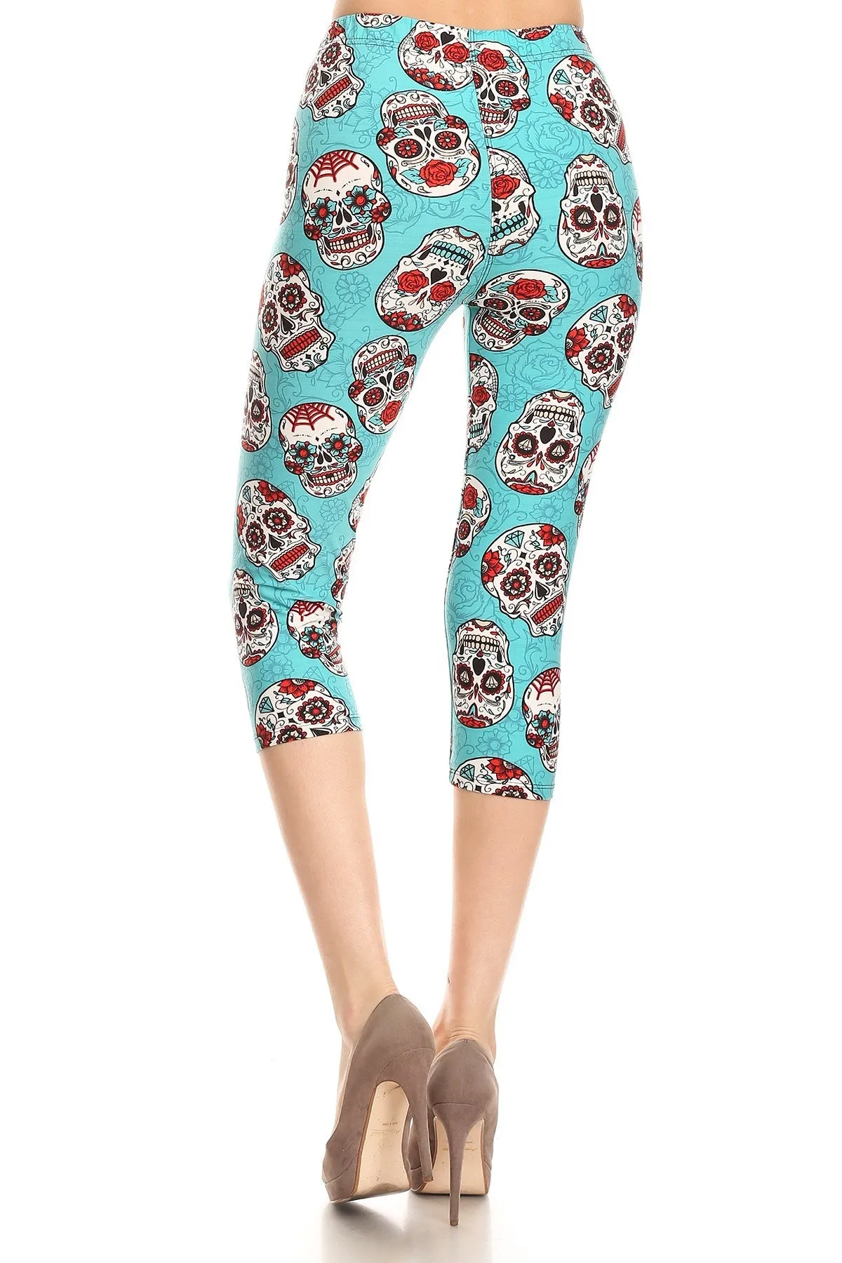 Women's Plus Teal Sugar Skulls Printed Cropped Capri Leggings